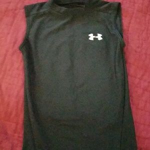 Boys Under Armour fitted heatgear top YSM